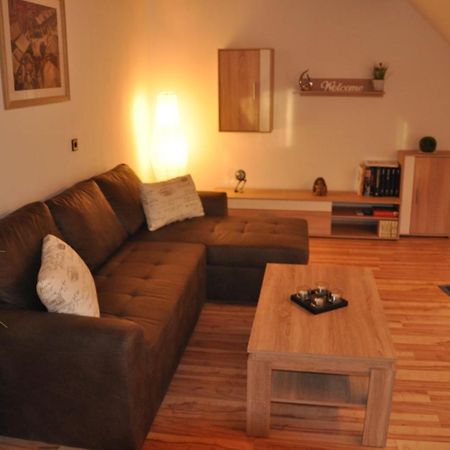 Rentrisch Am Waldrand Apartamento Sankt Ingbert Exterior foto