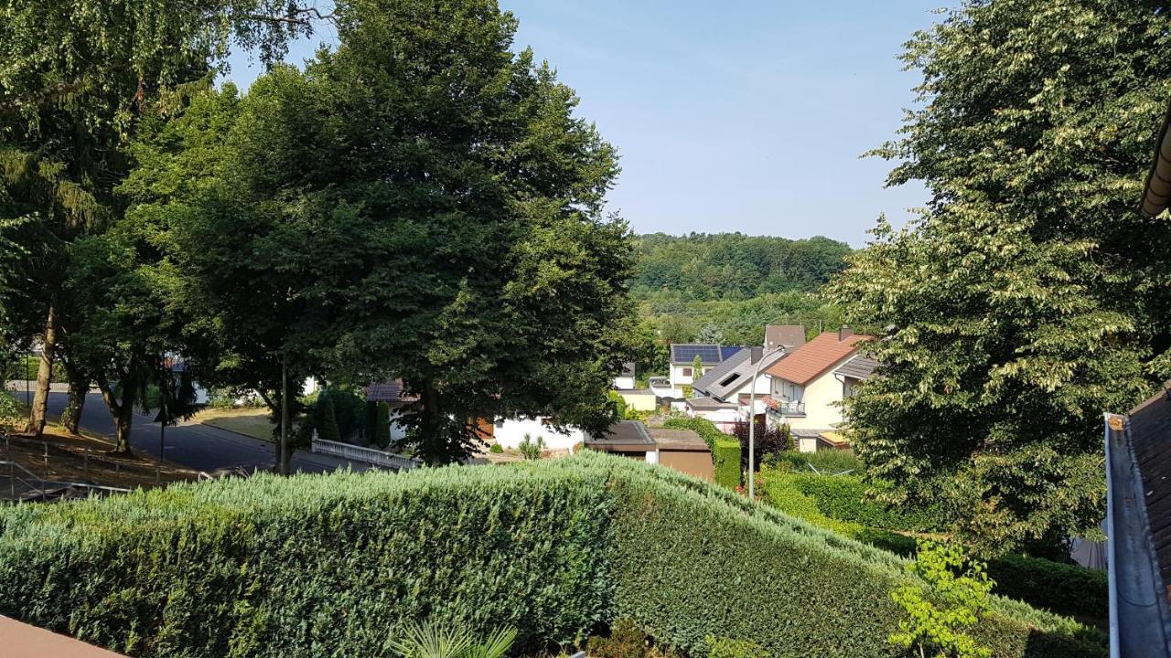Rentrisch Am Waldrand Apartamento Sankt Ingbert Exterior foto